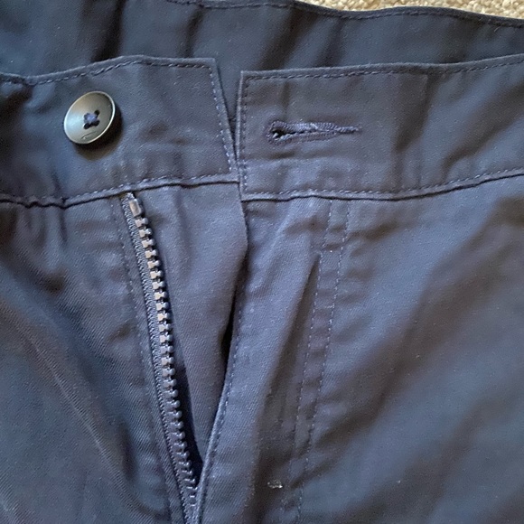 Oakley 38 slim fit mens shorts - Picture 4 of 5